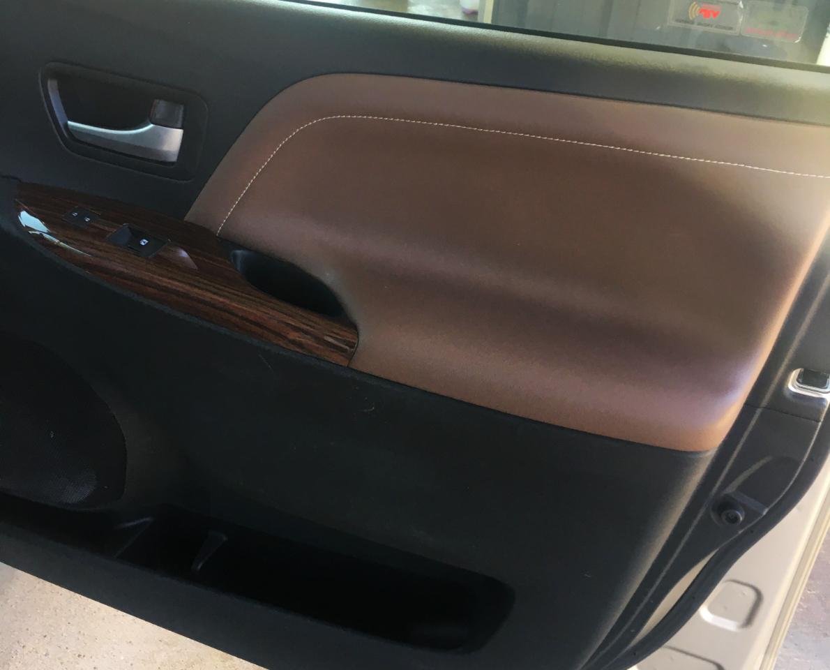 Toyota Sienna 5dr 8-Pass Van XLE Premium FWD (Natl) 2015