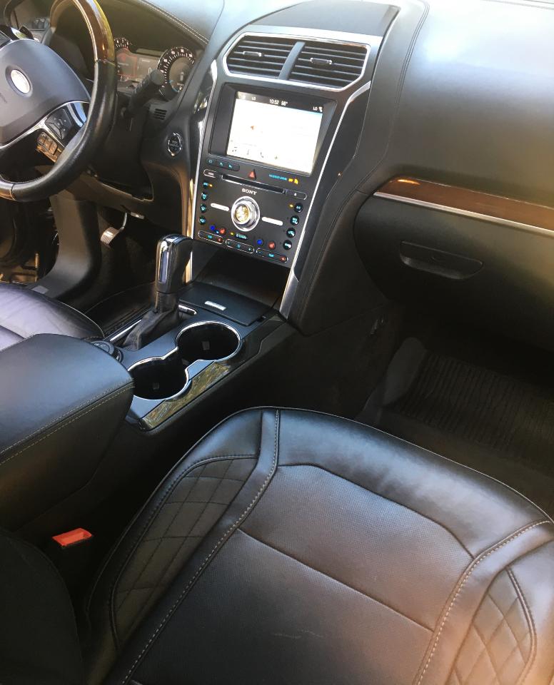 Ford Explorer Platinum 4WD 2017
