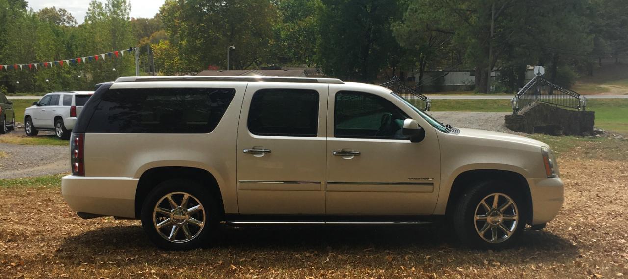 GMC Yukon XL 2WD 4dr 1500 Denali 2012