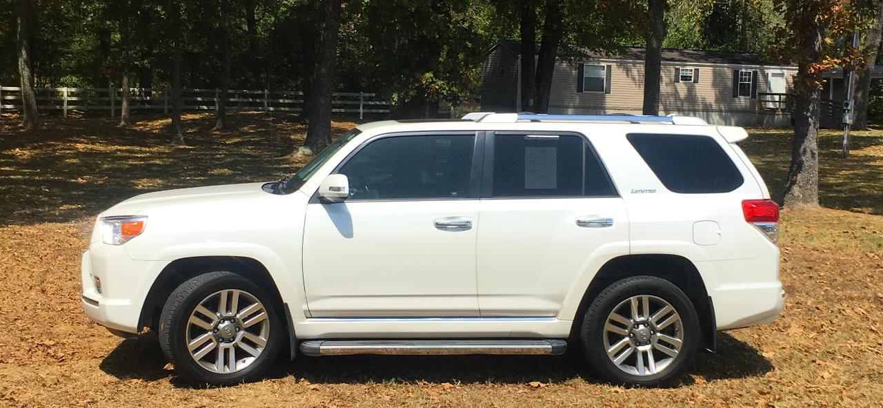 Toyota 4Runner RWD 4dr V6 Limited (Natl) 2012