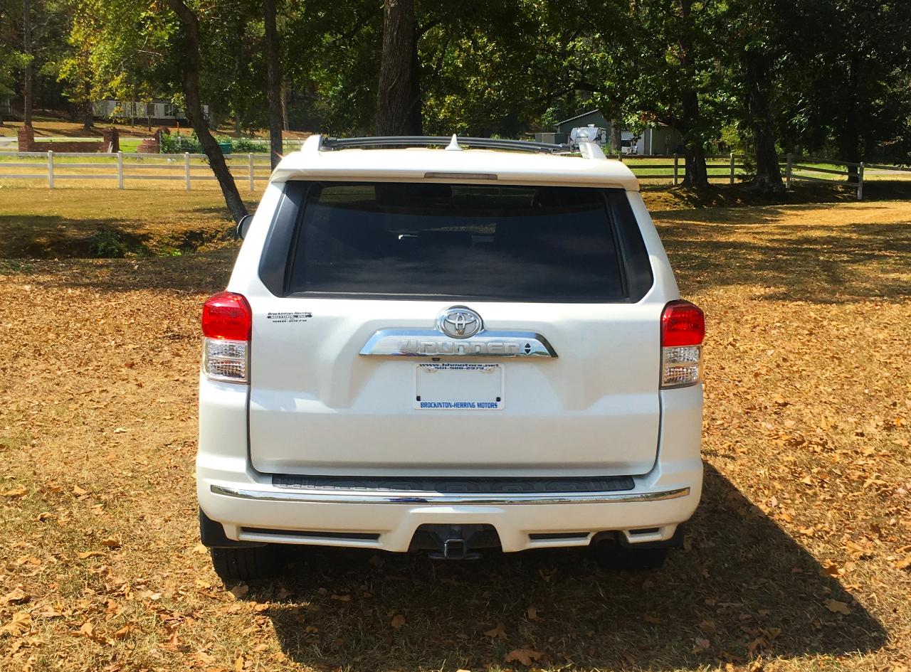 Toyota 4Runner RWD 4dr V6 Limited (Natl) 2012