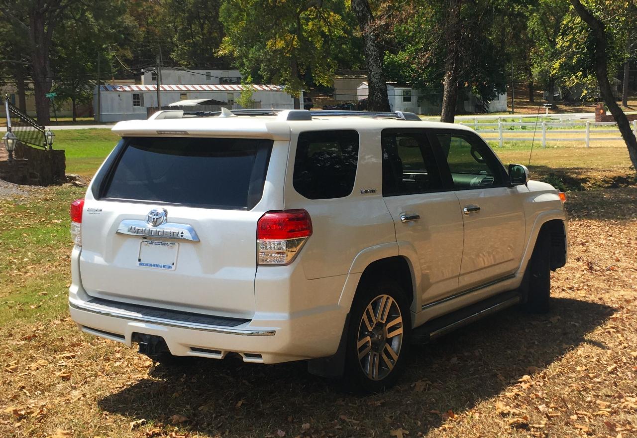 Toyota 4Runner RWD 4dr V6 Limited (Natl) 2012