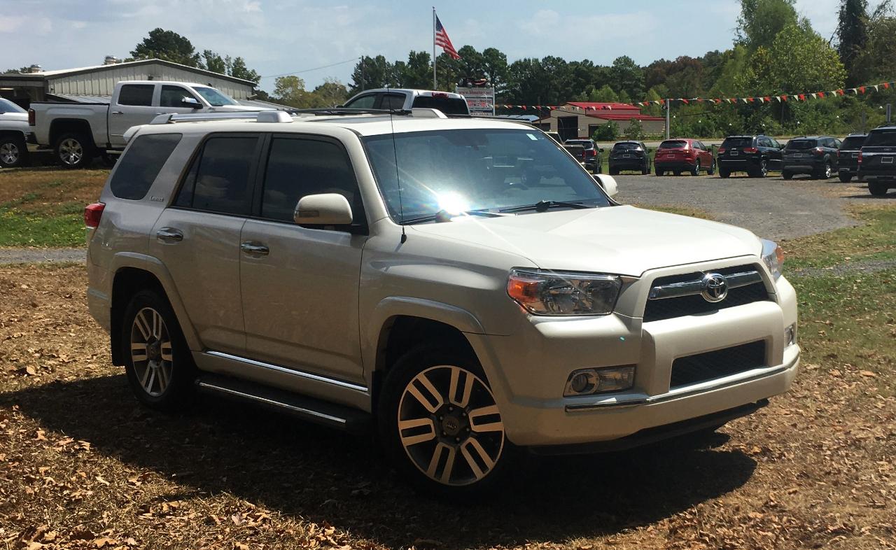 Toyota 4Runner RWD 4dr V6 Limited (Natl) 2012