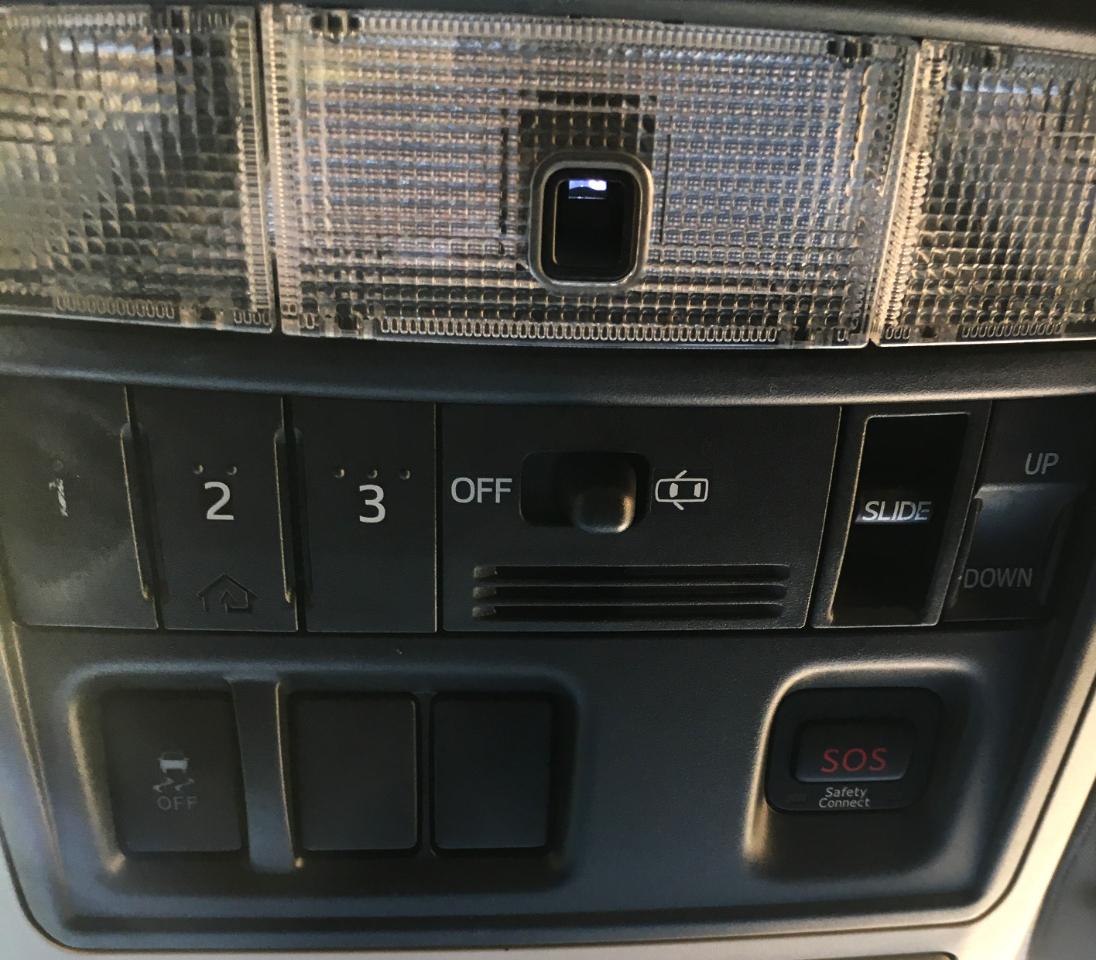 Toyota 4Runner RWD 4dr V6 Limited (Natl) 2012