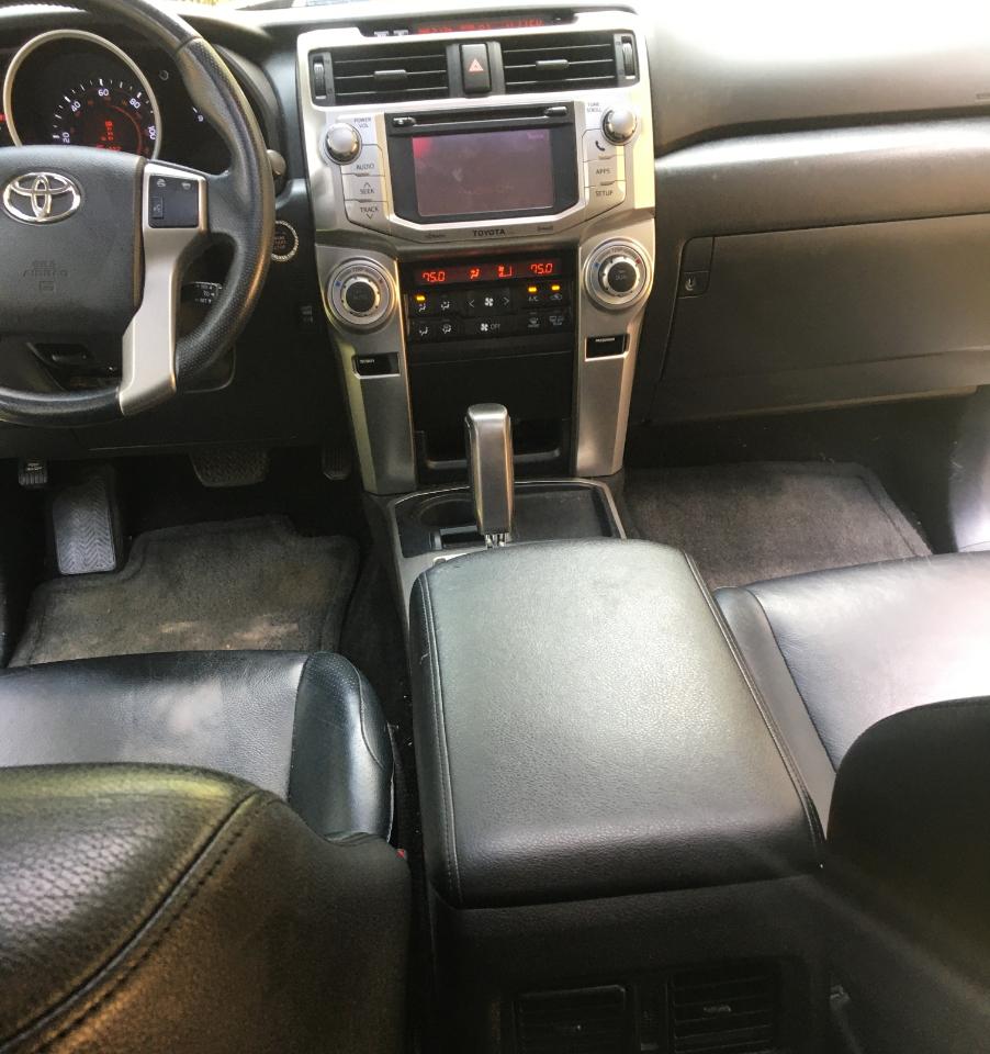 Toyota 4Runner RWD 4dr V6 Limited (Natl) 2012