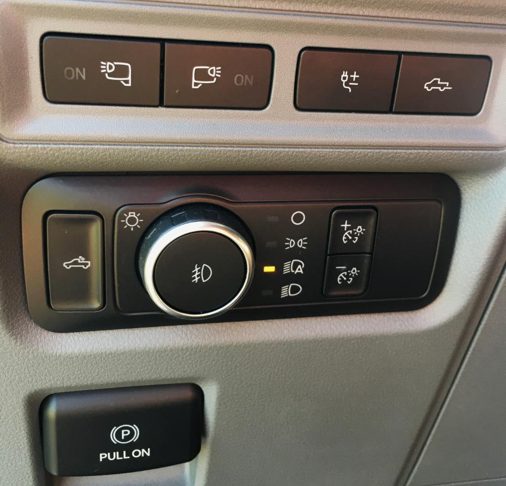 Ford F-150 Lariat 2WD SuperCrew 5.5' Box 2021