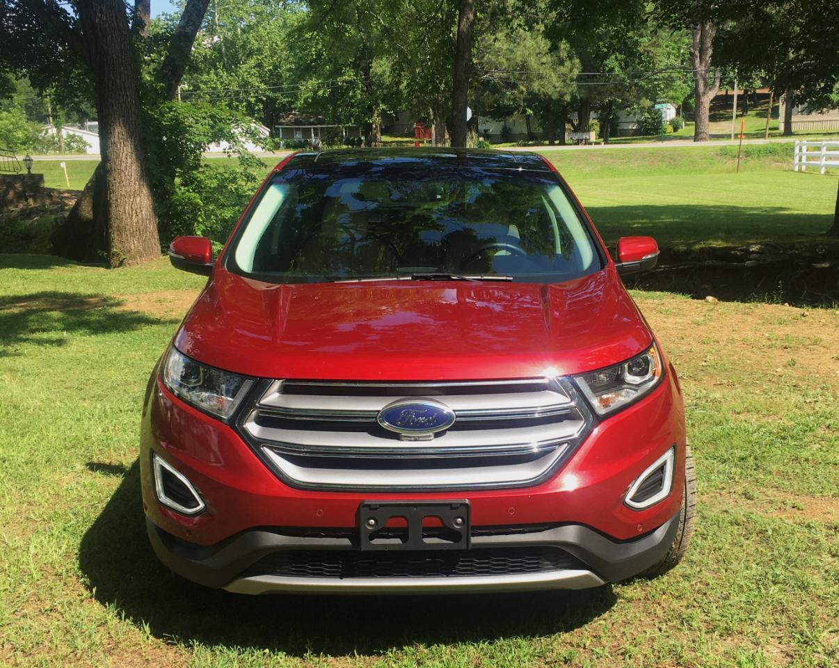Ford Edge 4dr Titanium AWD 2016