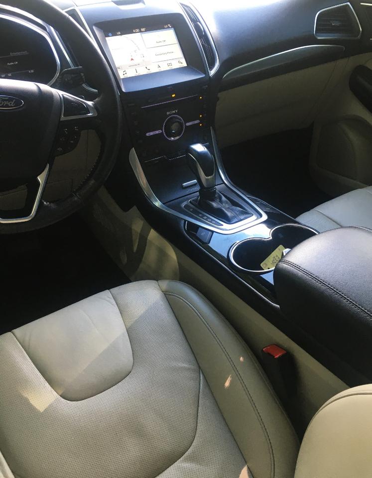 Ford Edge 4dr Titanium AWD 2016