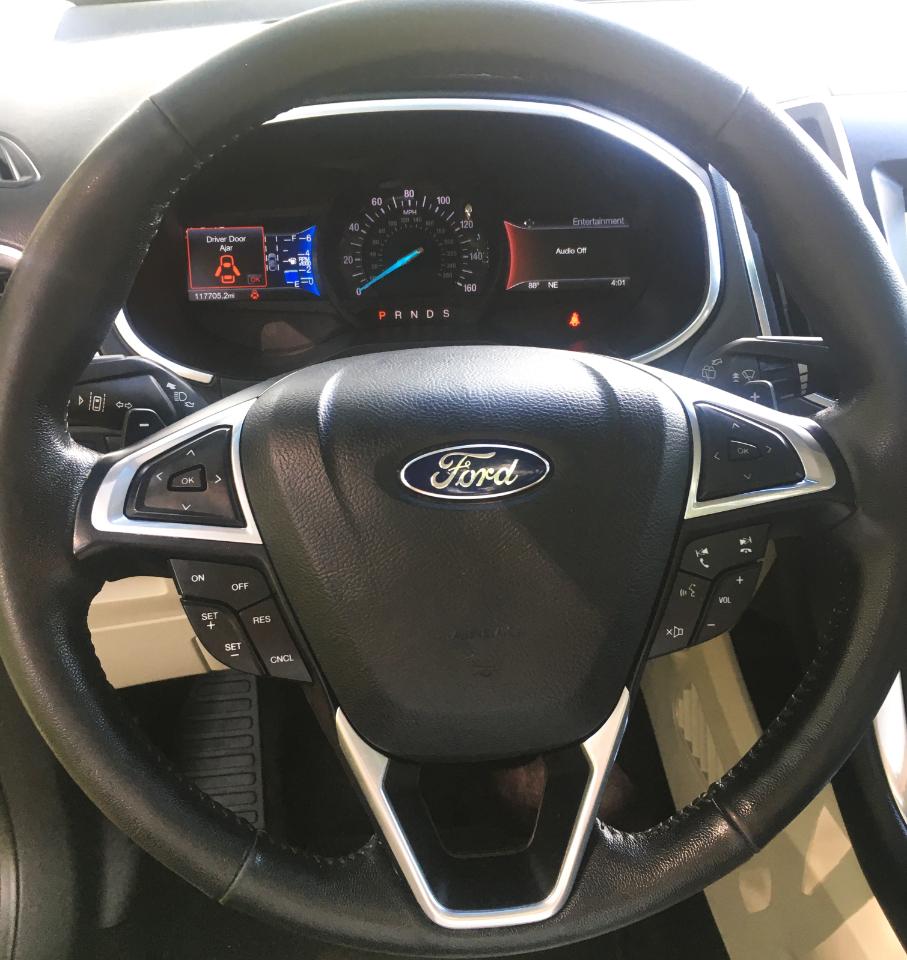 Ford Edge 4dr Titanium AWD 2016