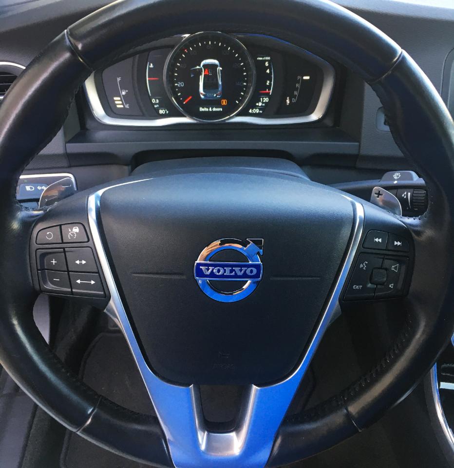 Volvo S60 2015.5 4dr Sdn T5 Platinum AWD 2015