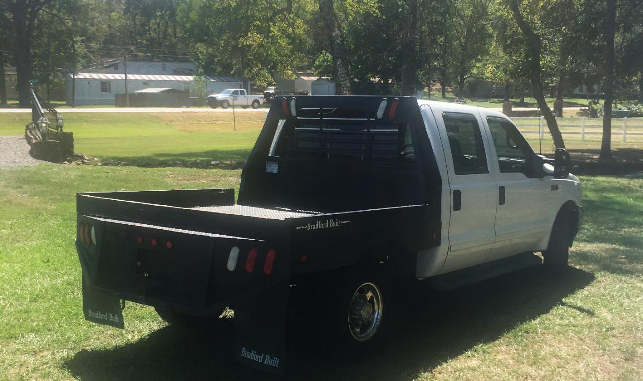 Ford Super Duty F-250 Crew Cab 156" Lariat 2001