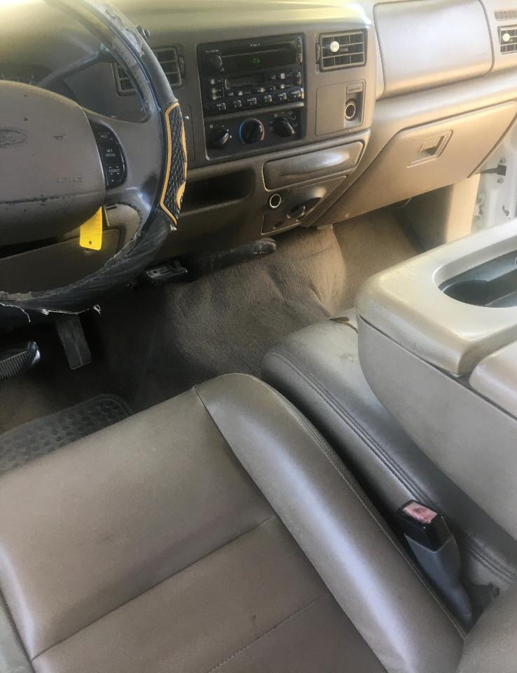 Ford Super Duty F-250 Crew Cab 156" Lariat 2001