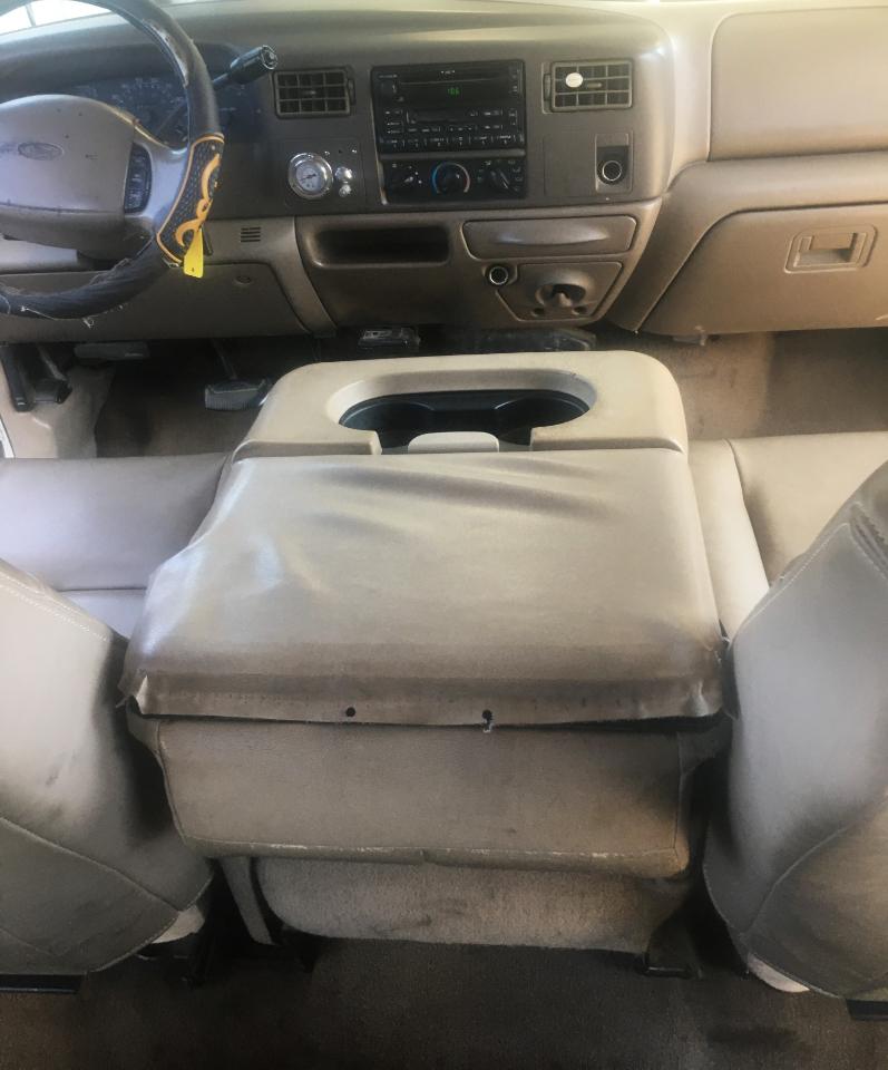 Ford Super Duty F-250 Crew Cab 156" Lariat 2001