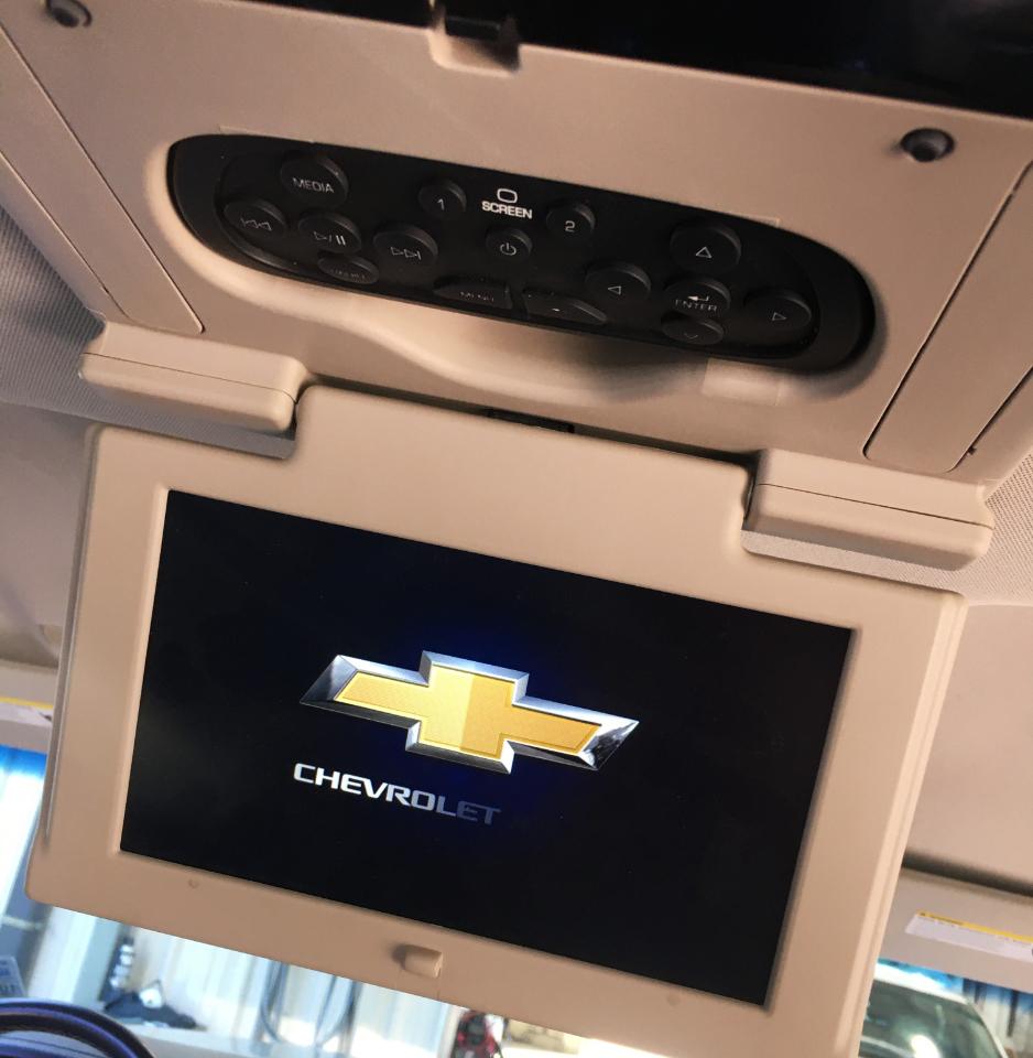 Chevrolet Suburban 2WD 4dr 1500 Premier 2017