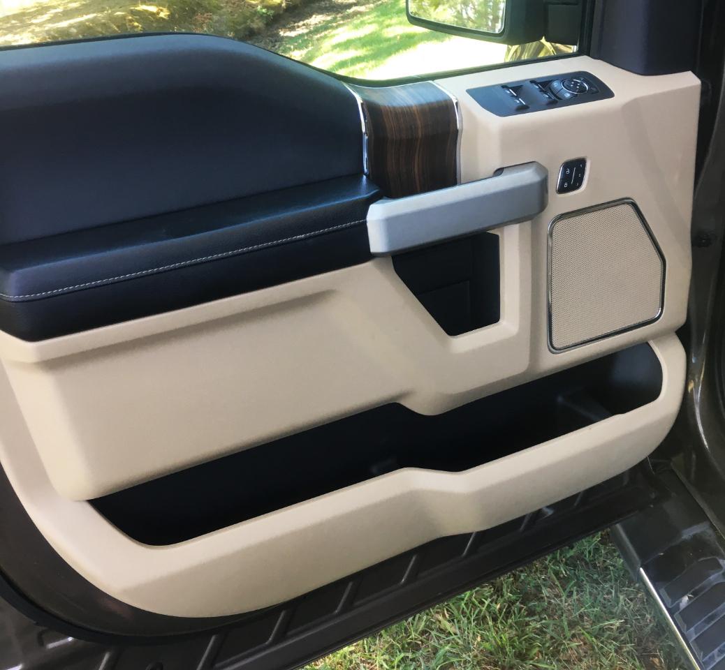 Ford F-150 4WD SuperCrew 145" King Ranch 2016