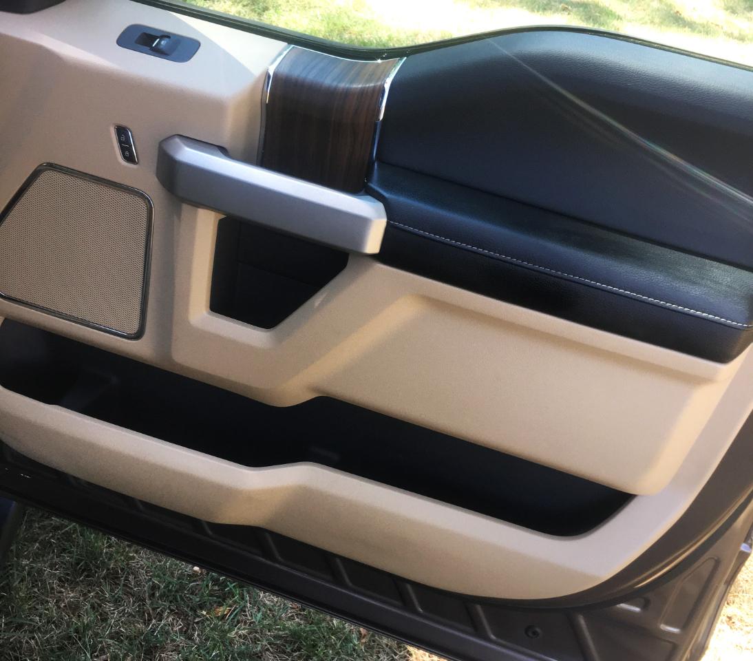 Ford F-150 4WD SuperCrew 145" King Ranch 2016