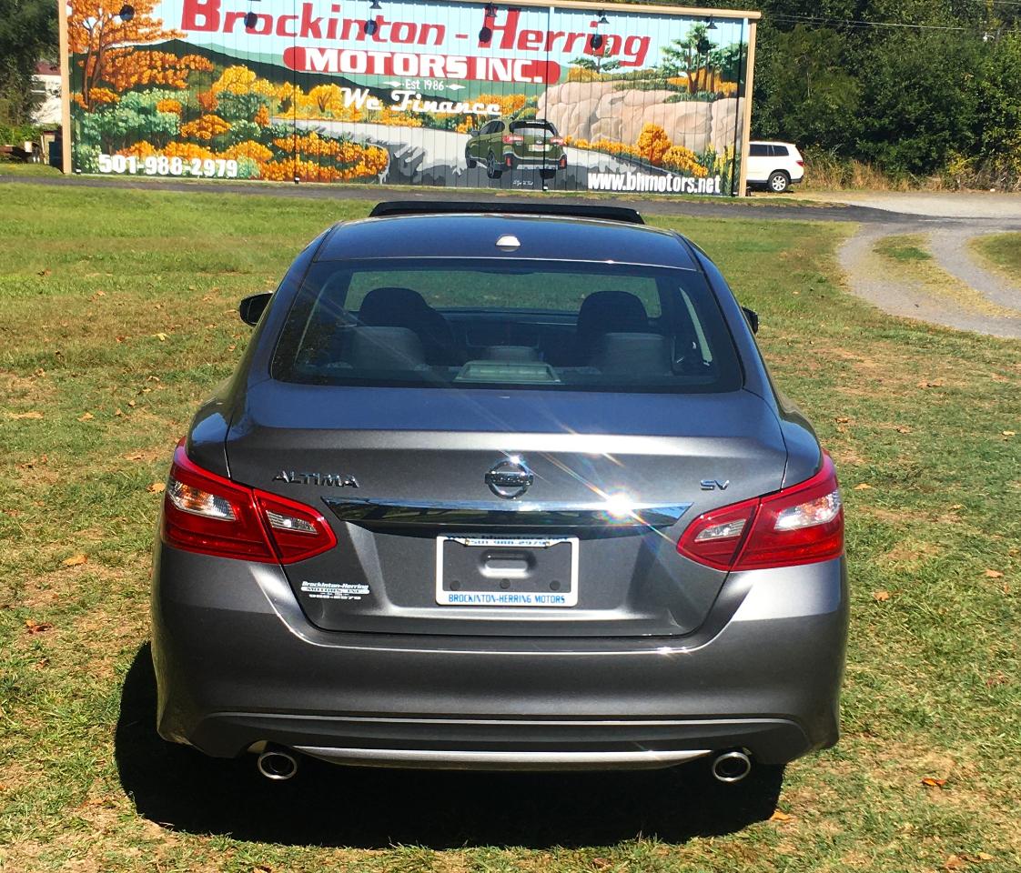 Nissan Altima 2.5 SV Sedan 2018
