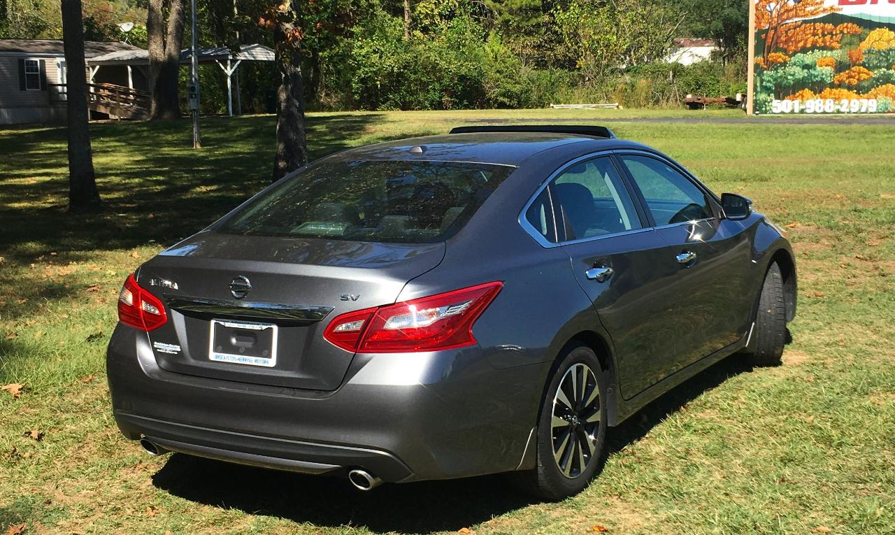 Nissan Altima 2.5 SV Sedan 2018