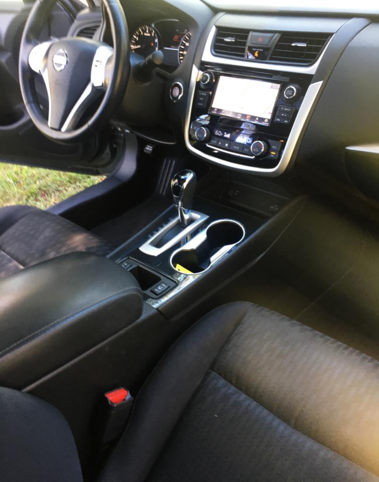 Nissan Altima 2.5 SV Sedan 2018