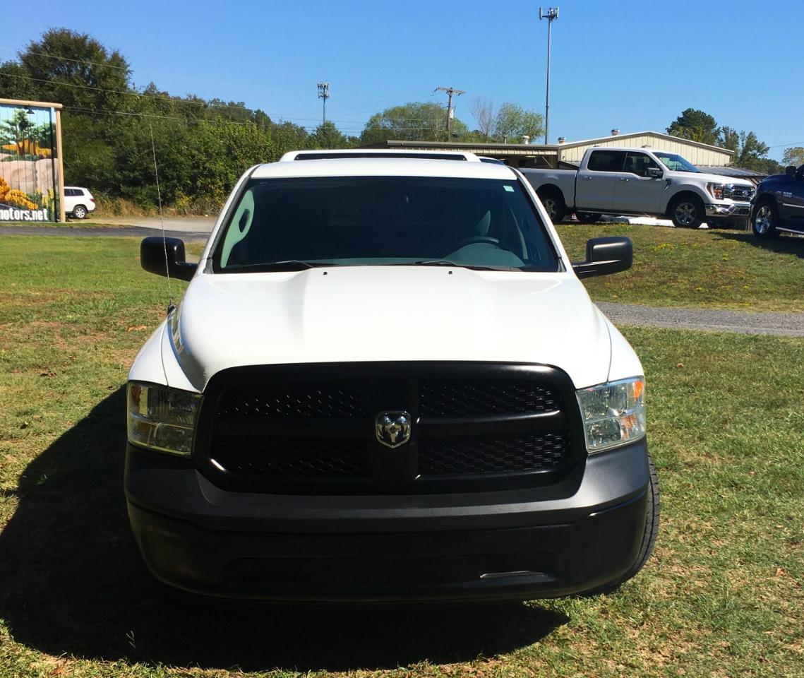 RAM 1500 2WD Quad Cab 140.5" Tradesman 2013