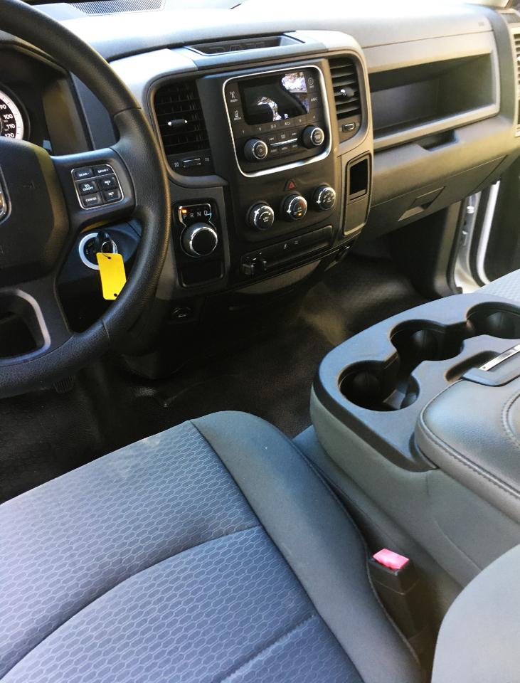 RAM 1500 2WD Quad Cab 140.5" Tradesman 2013