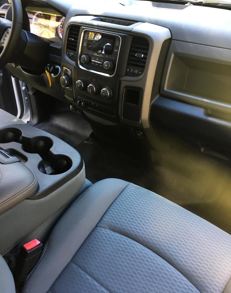 RAM 1500 2WD Quad Cab 140.5" Tradesman 2013