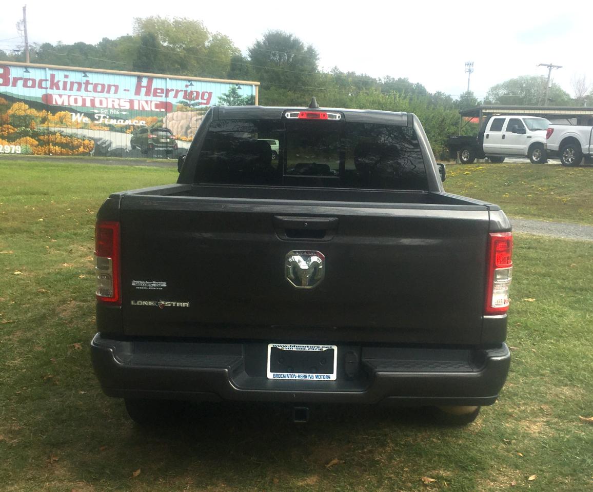 RAM 1500 Big Horn/Lone Star 4x2 Crew Cab 5'7" Box 2019