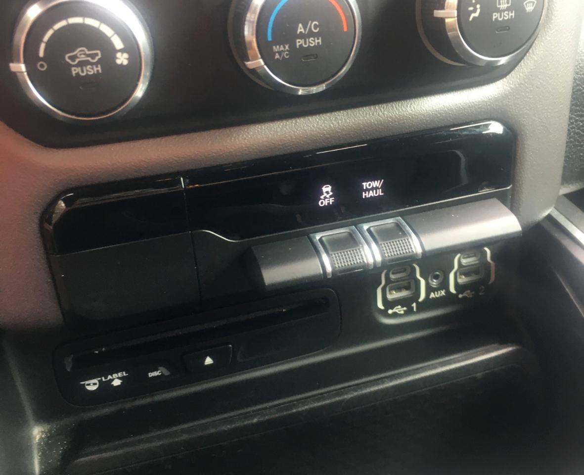 RAM 1500 Big Horn/Lone Star 4x2 Crew Cab 5'7" Box 2019