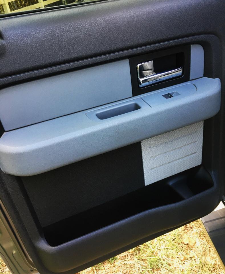 Ford F-150 4WD SuperCrew 145" Platinum 2014