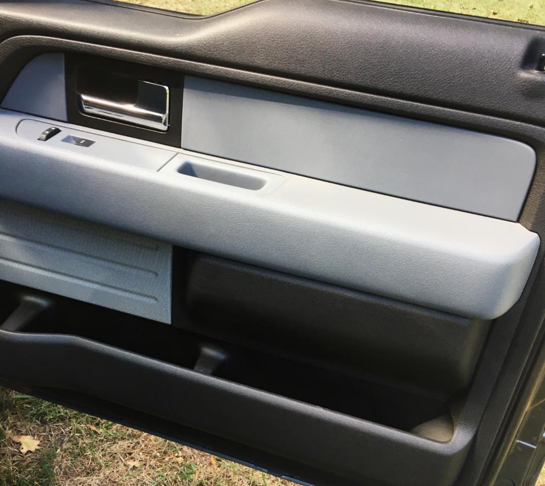 Ford F-150 4WD SuperCrew 145" Platinum 2014