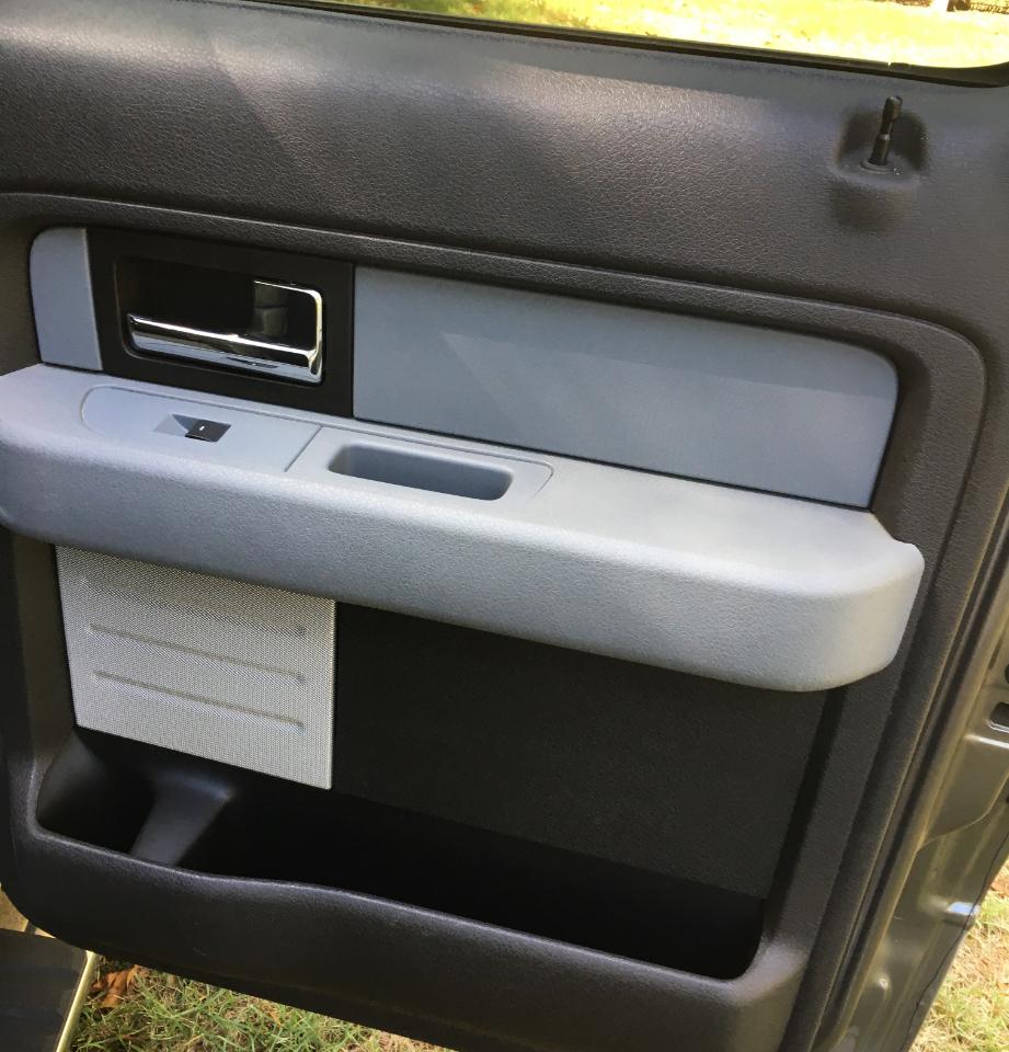 Ford F-150 4WD SuperCrew 145" Platinum 2014