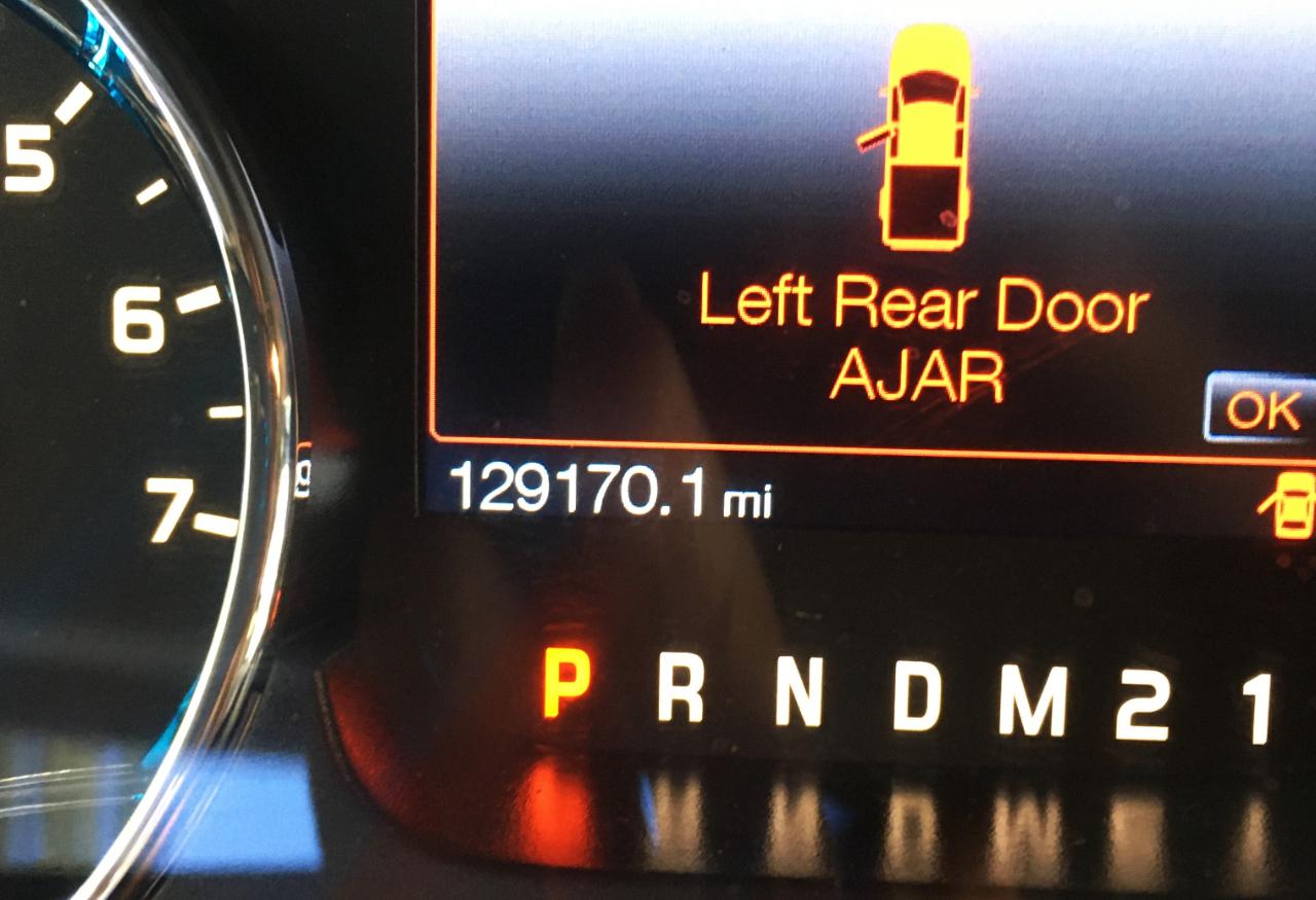 Ford F-150 4WD SuperCrew 145" Platinum 2014