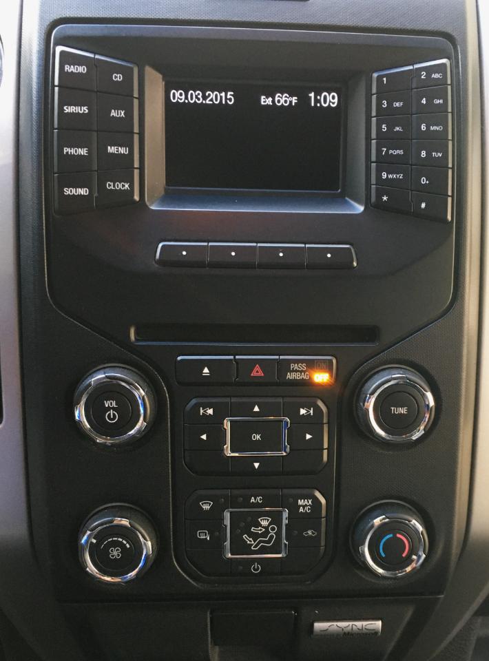 Ford F-150 4WD SuperCrew 145" Platinum 2014