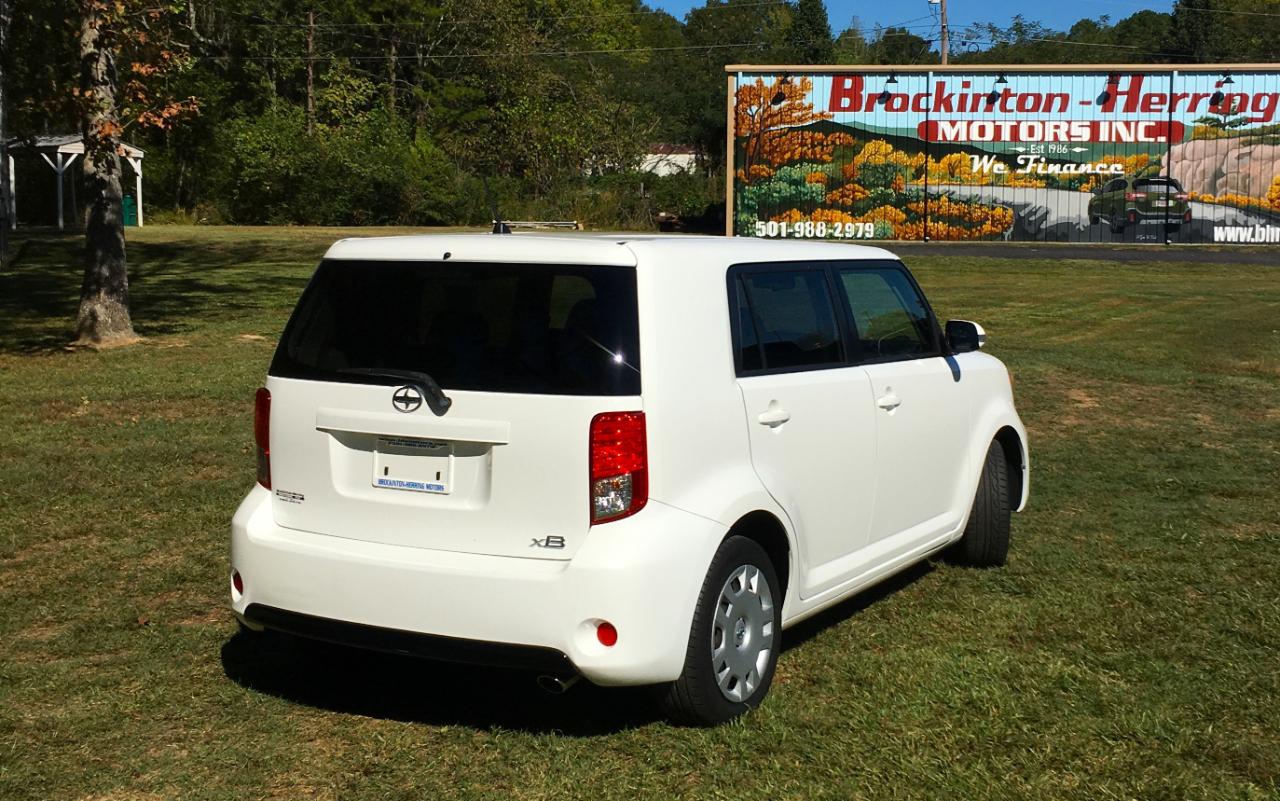 Scion xB 5dr Wgn Man (Natl) 2014