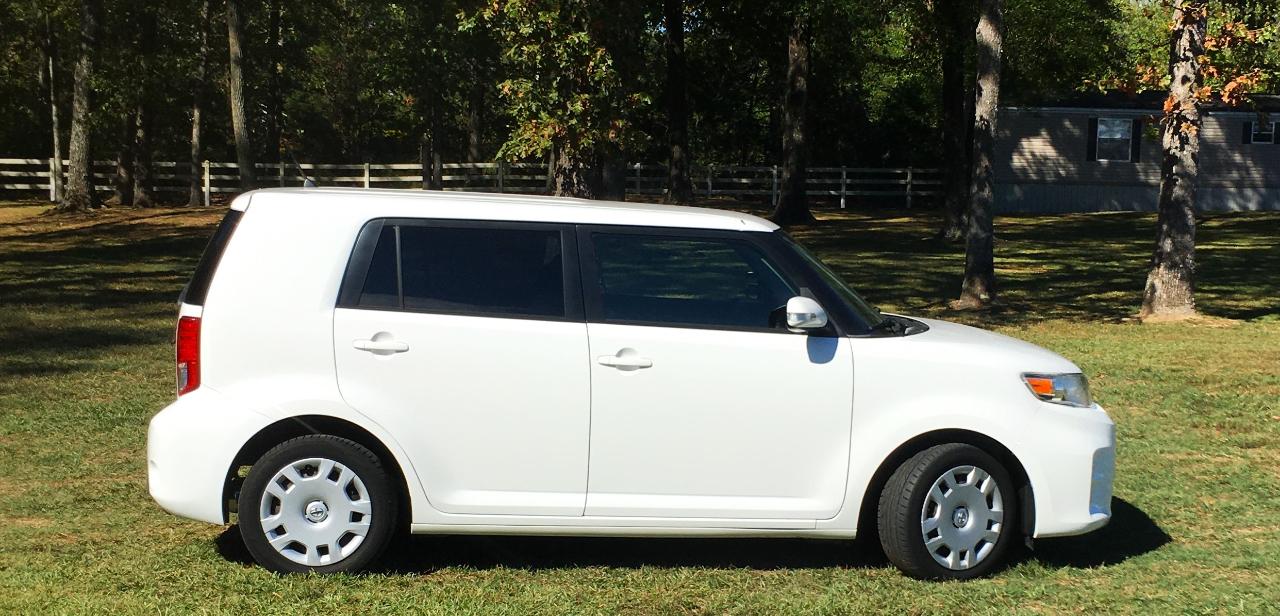 Scion xB 5dr Wgn Man (Natl) 2014