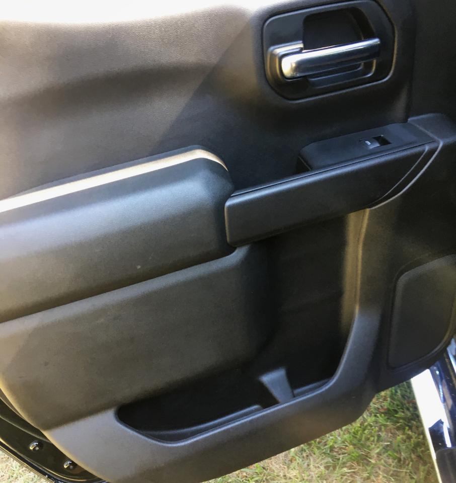 Chevrolet Silverado 1500 4WD Crew Cab 147" Custom 2019