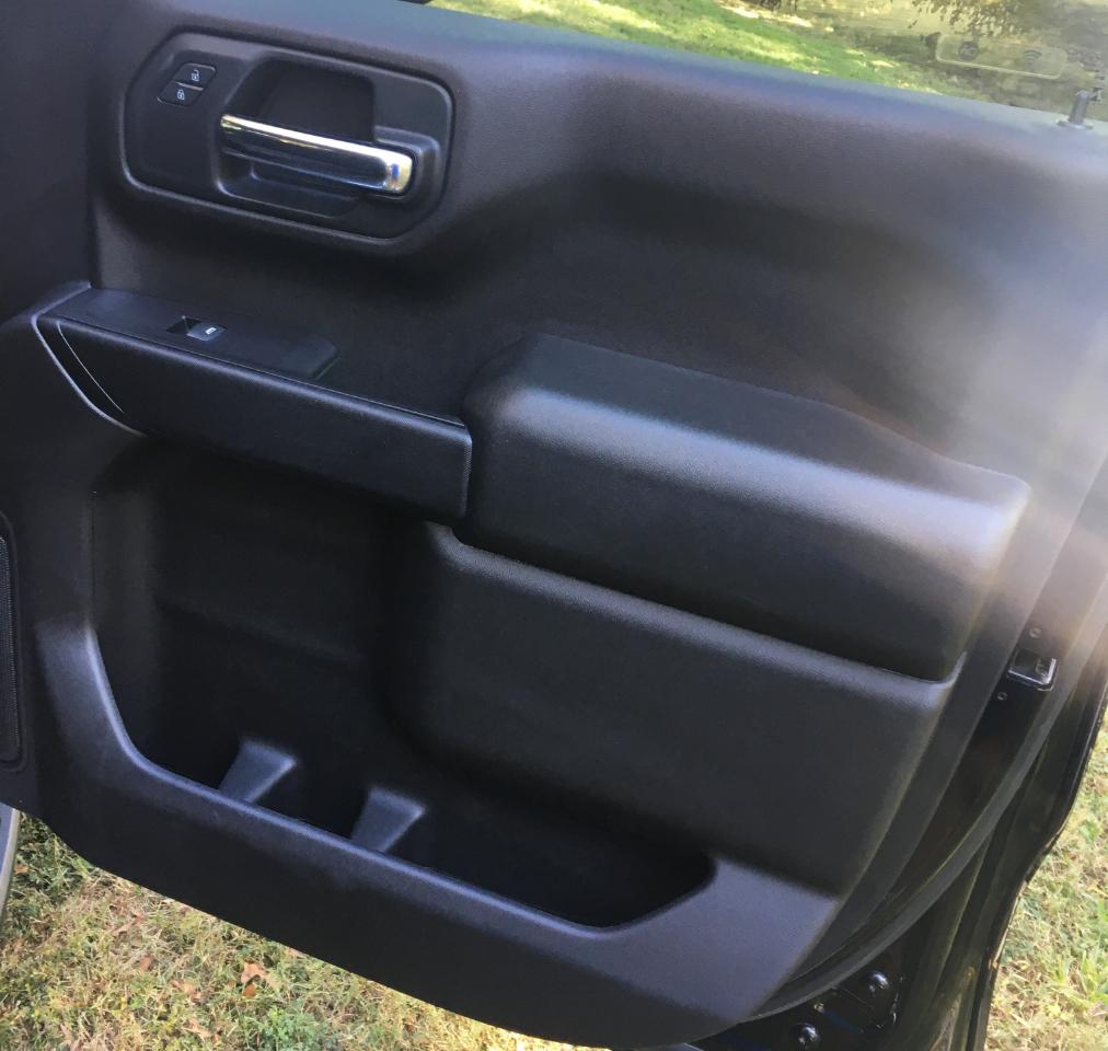 Chevrolet Silverado 1500 4WD Crew Cab 147" Custom 2019