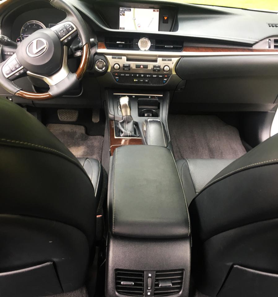 Lexus ES 350 4dr Sdn 2016