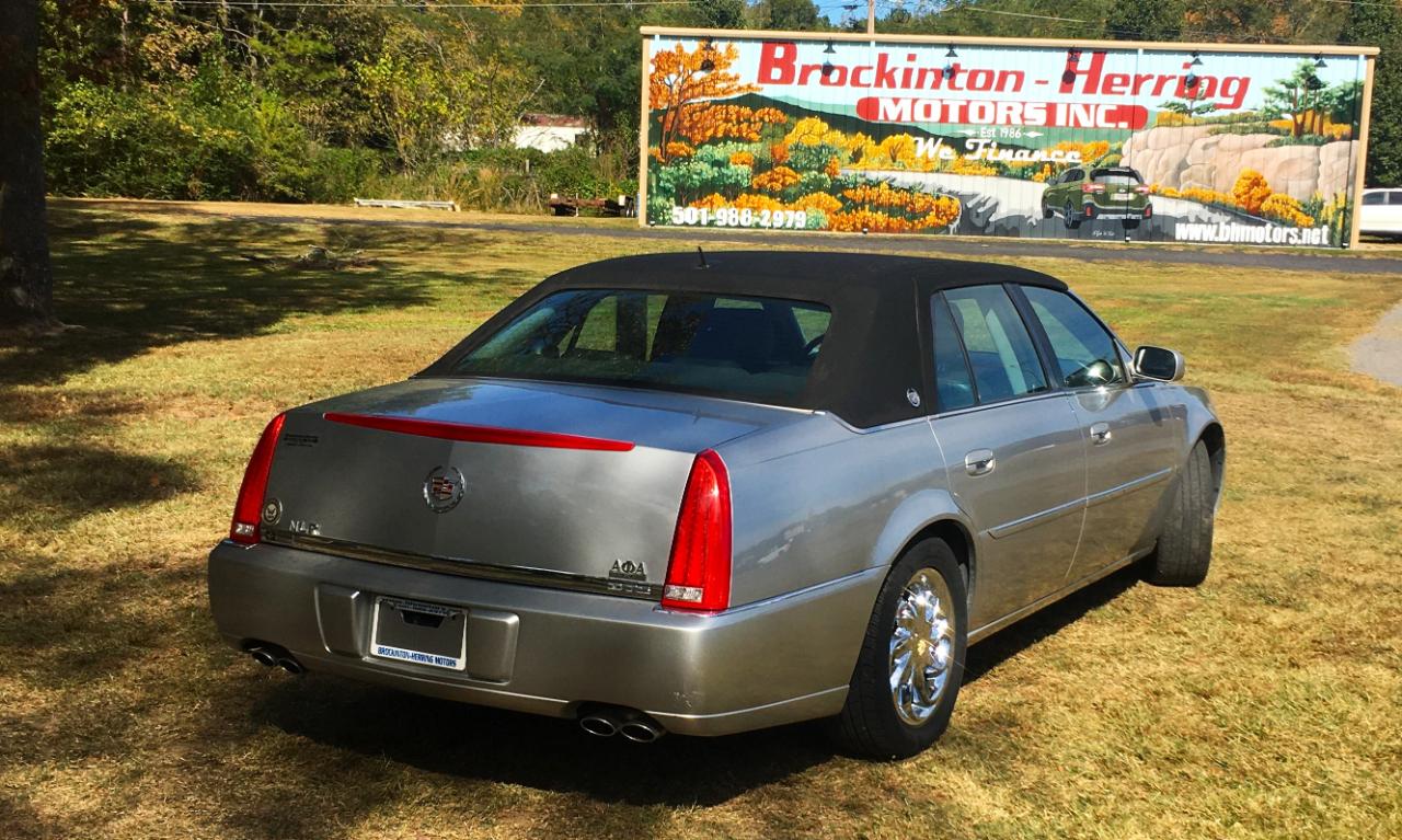 Cadillac DTS 4dr Sdn w/1SA 2008