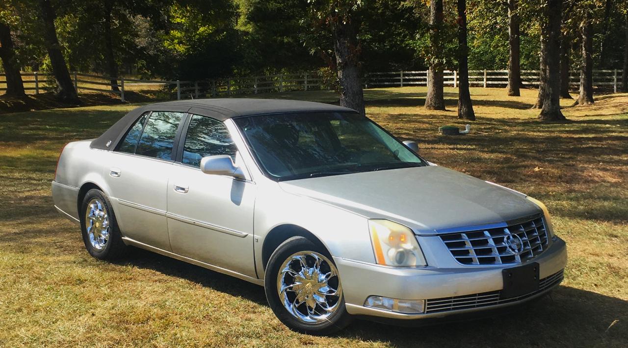 Cadillac DTS 4dr Sdn w/1SA 2008