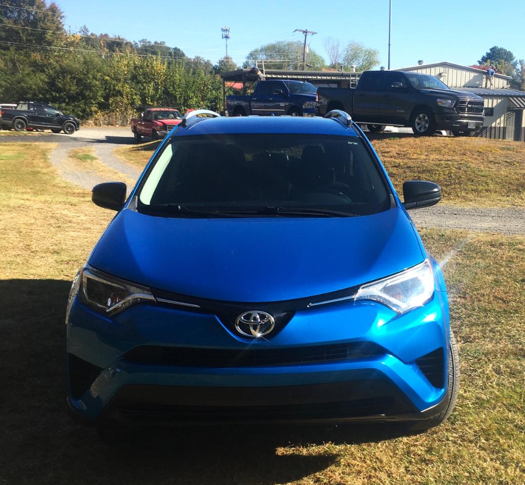 Toyota RAV4 FWD 4dr LE (Natl) 2016