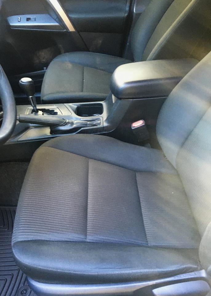 Toyota RAV4 FWD 4dr LE (Natl) 2016