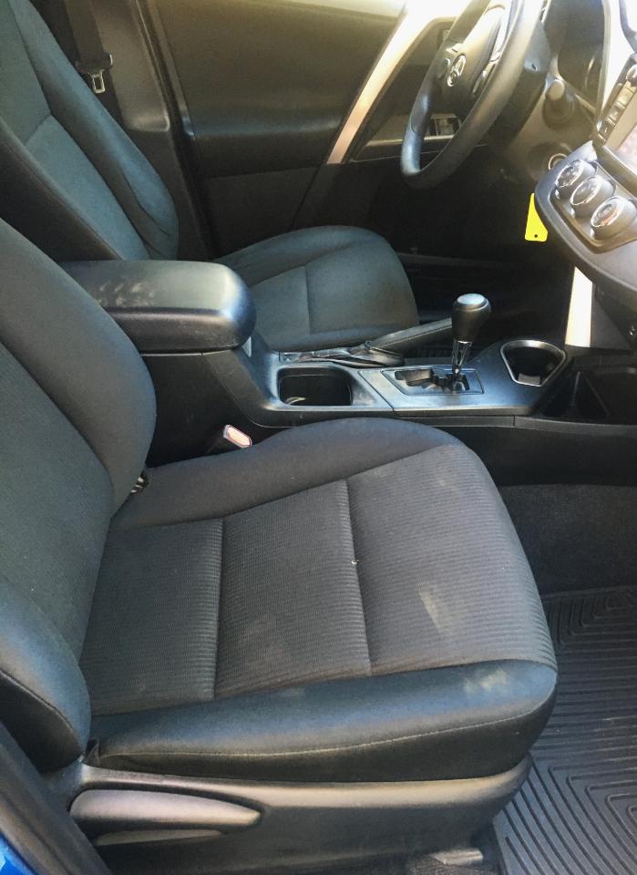 Toyota RAV4 FWD 4dr LE (Natl) 2016