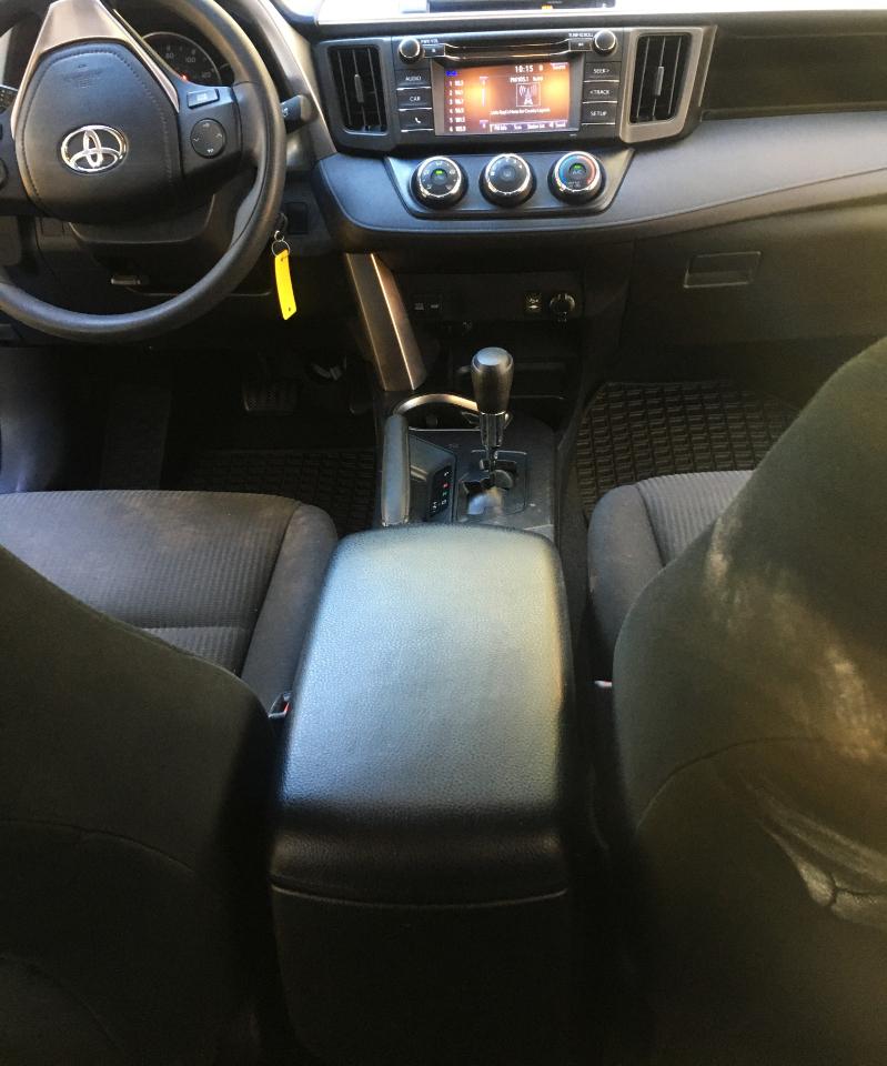 Toyota RAV4 FWD 4dr LE (Natl) 2016