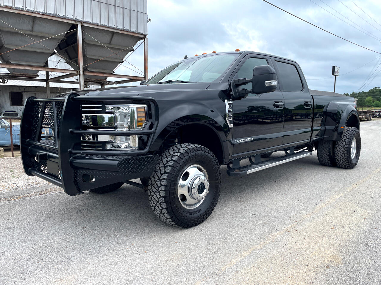2019 Ford F-350 SD Lariat Crew Cab Long Bed DRW 4WD
