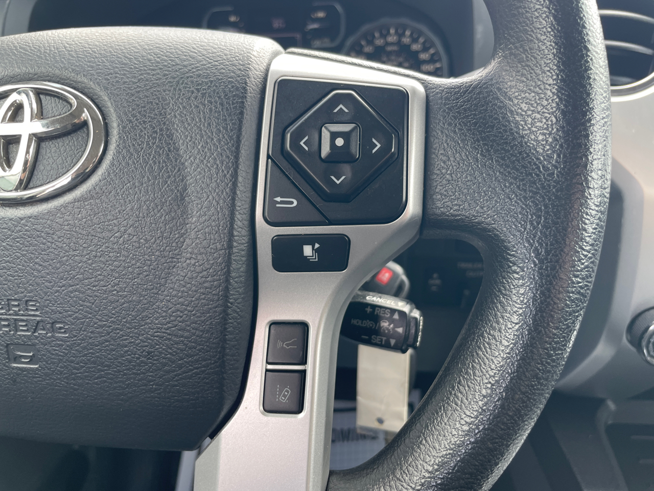 2019 Toyota Tundra SR5 CrewMax photo 16