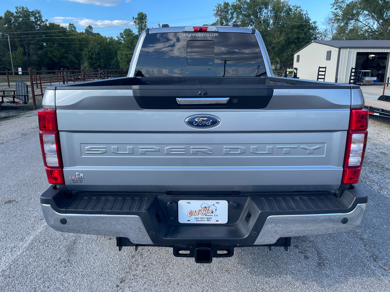 2020 Ford F-250 Lariat photo 2