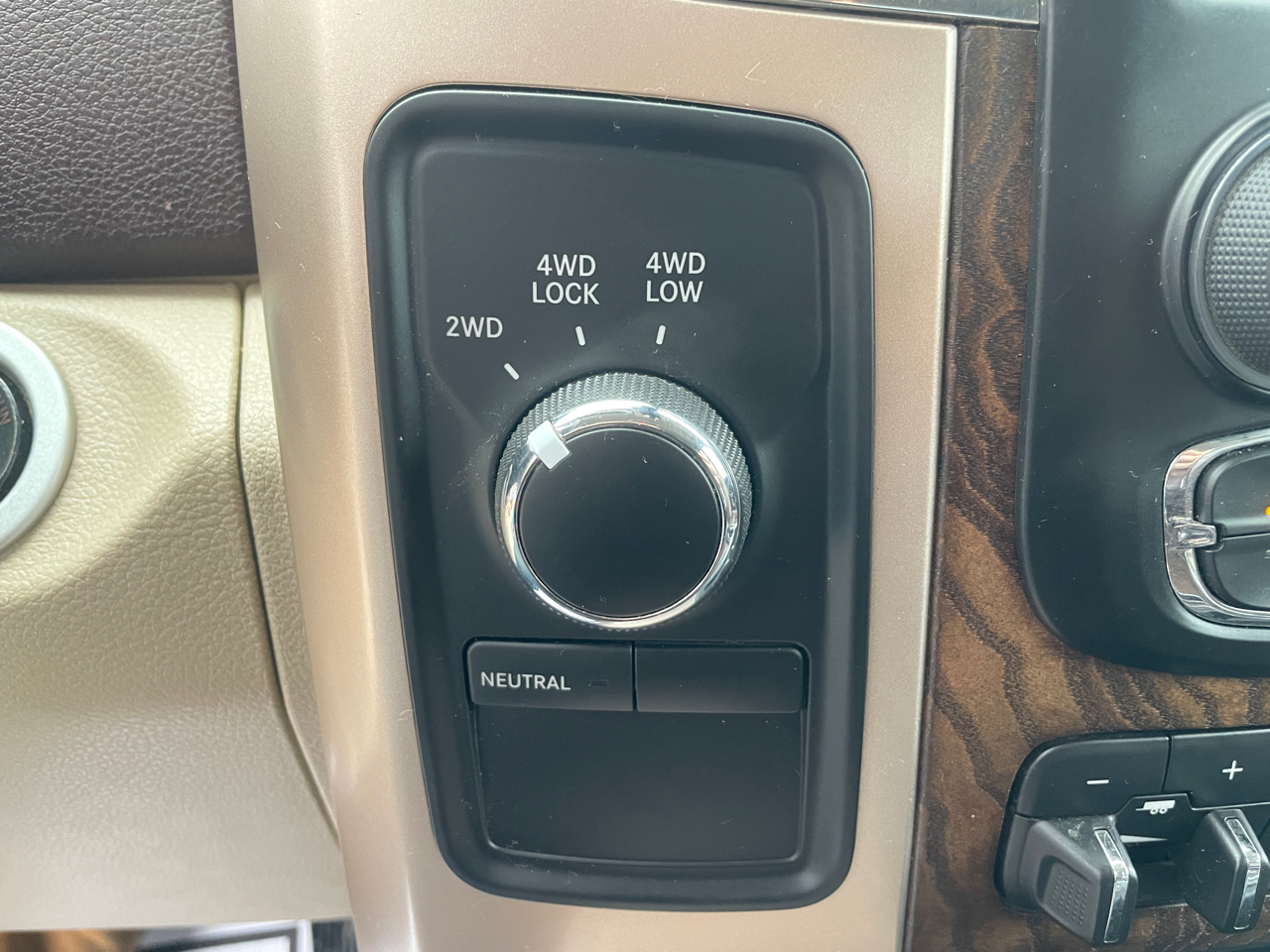 RAM 2500 Longhorn Crew Cab SWB 4WD 2017