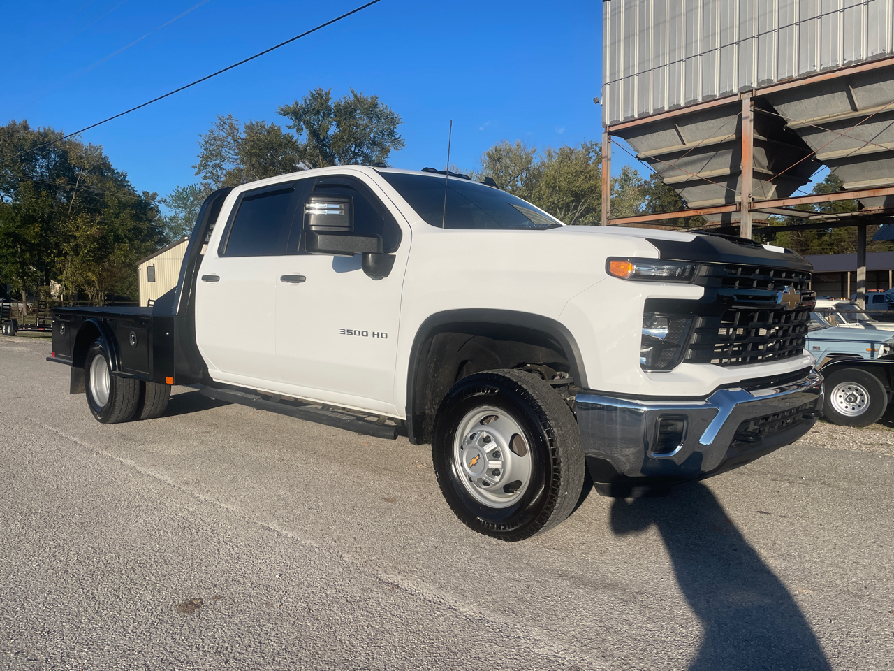 Chevrolet Silverado 3500HD Work Truck Crew Cab DRW 4WD 2024