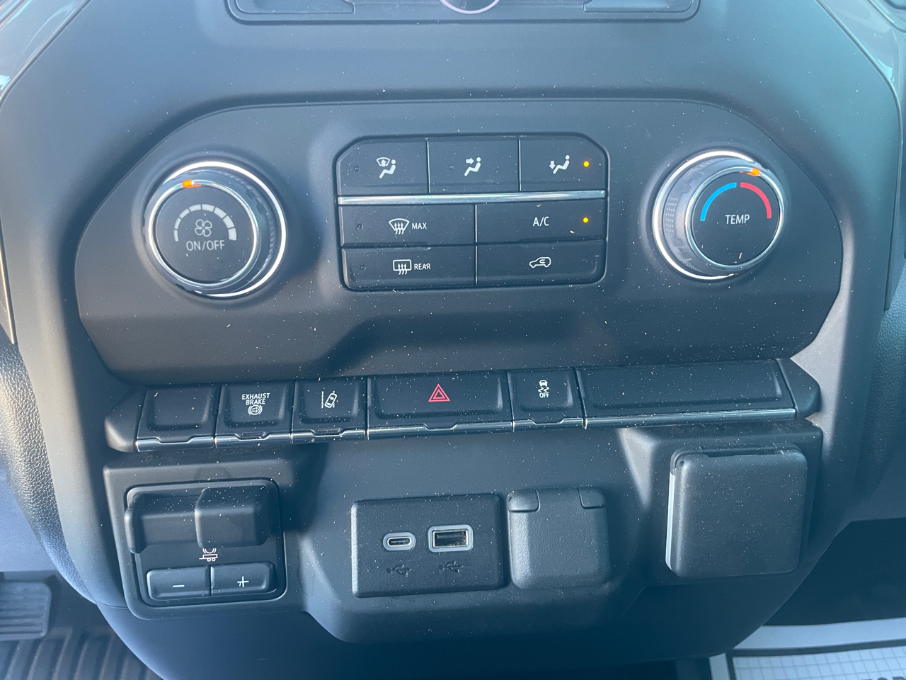 Chevrolet Silverado 3500HD Work Truck Crew Cab DRW 4WD 2024